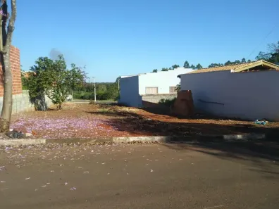 Lote/Terreno à venda, 300m² no , Holambra