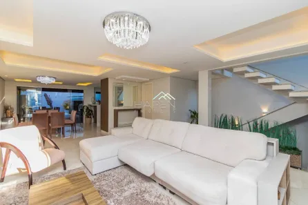 Casa de Condomínio com 3 Quartos à venda, 340m² no Pinheirinho, Curitiba