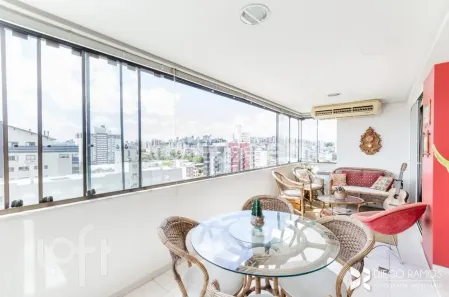Apartamento com 3 Quartos à venda, 102m² no Rio Branco, Porto Alegre