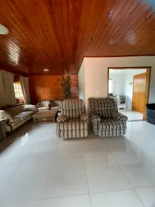 Fazenda/Sítio com 3 Quartos à venda, 170m² no Chácara Santa Maria, Cambé