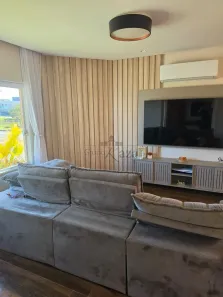 Casa de Condomínio com 3 Quartos à venda, 220m² no Jardim Jacinto, Jacareí