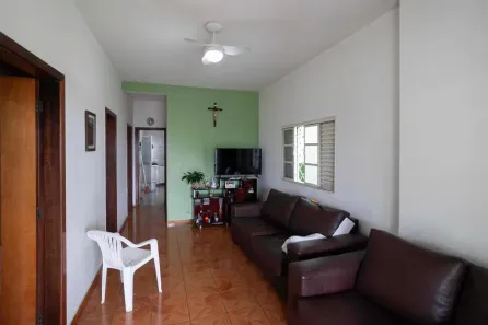 Casa com 4 Quartos à venda, 200m² no Aparecida, Belo Horizonte