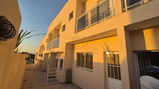 Sobrado com 2 Quartos à venda, 71m² no Vila Amélia, Poá