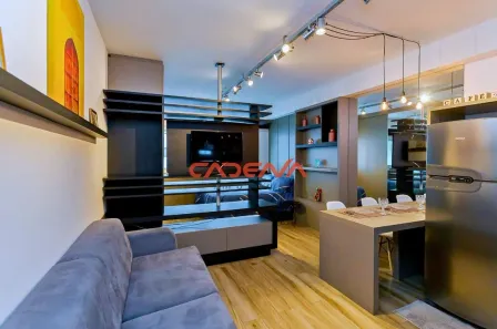 Apartamento com 1 Quarto para alugar, 33m² no Centro, Curitiba