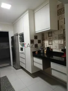Casa com 3 Quartos à venda, 360m² no Vila Nambi, Jundiaí