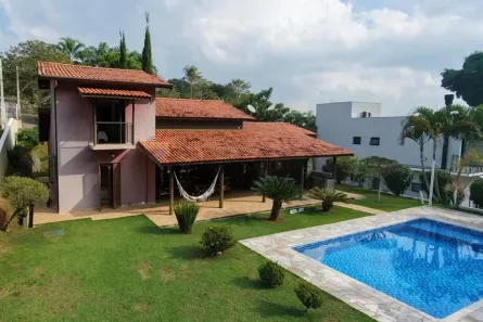 Casa de Condomínio com 3 Quartos à venda, 251m² no Vila Pereira, Piracaia