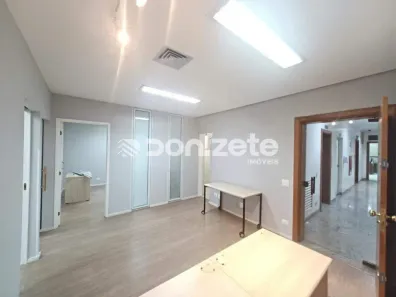 Sala Comercial para alugar, 91m² no Vila Bastos, Santo André