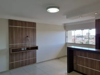 Apartamento com 3 Quartos à venda, 157m² no São Benedito, Uberaba