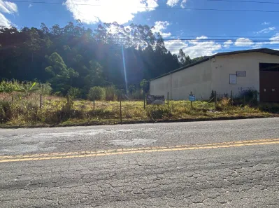 Lote/Terreno com 1 Quarto à venda, 588m² no Córrego D'Antas, Nova Friburgo