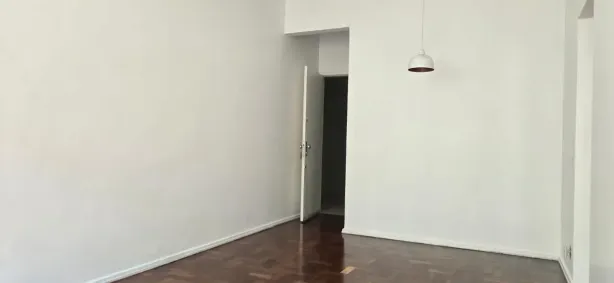 Apartamento com 2 Quartos para alugar, 61m² no Copacabana, Rio de Janeiro