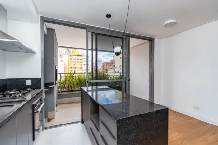 Apartamento com 2 Quartos à venda, 73m² no Centro, Curitiba