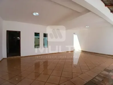 Casa com 3 Quartos à venda, 237m² no Jardim Karaíba, Uberlândia