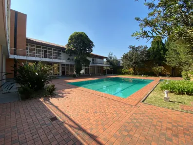 Sobrado com 5 Quartos à venda, 1550m² no Vila Tramontano, São Paulo