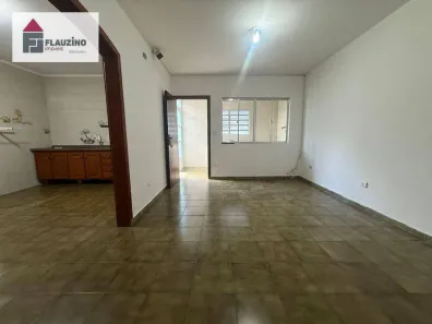 Casa com 2 Quartos para alugar, 70m² no Jardim São Luís, São Paulo