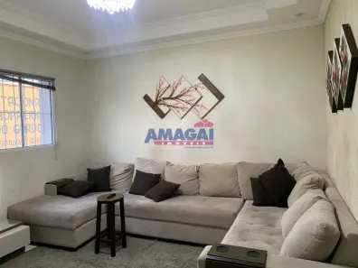 Casa com 4 Quartos para alugar, 161m² no Centro, Jacareí