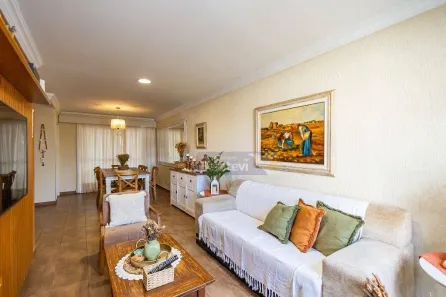 Sobrado com 3 Quartos à venda, 176m² no Mercês, Curitiba