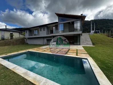 Casa de Condomínio com 3 Quartos à venda, 270m² no Pedro do Rio, Petrópolis