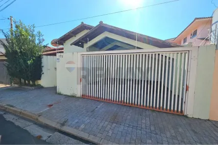 Casa com 3 Quartos à venda, 220m² no Jardim Arapuã, Lins