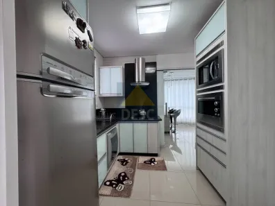 Apartamento com 3 Quartos para alugar, 104m² no Centro, Balneário Camboriú