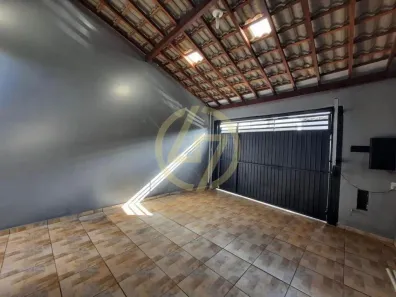 Casa com 2 Quartos à venda, 175m² no Vila Nastri, Itapetininga