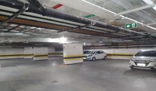 Prédio Comercial à venda, 645m² no Caminho das Árvores, Salvador