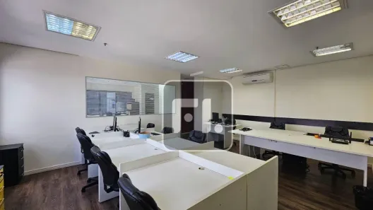 Sala Comercial para venda ou aluguel, 150m² no Vila Olímpia, São Paulo