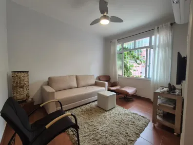 Sobrado com 2 Quartos à venda, 90m² no Marapé, Santos