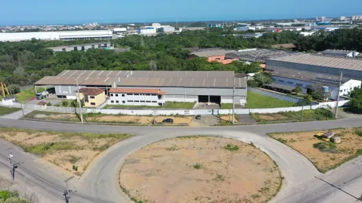 Galpão/Depósito/Armazém para alugar, 2600m² no Civit II, Serra