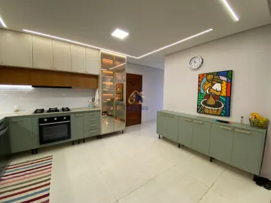 Apartamento com 4 Quartos à venda, 330m² no Duque de Caxias, Cuiabá