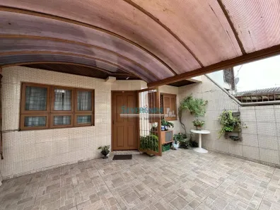 Sobrado com 2 Quartos à venda, 62m² no Vila Eunice Velha, Cachoeirinha