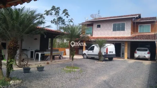 Sobrado com 3 Quartos à venda, 174m² no Centro, Itapoá