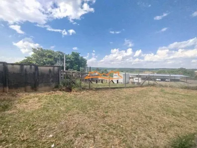 Casa com 3 Quartos para alugar, 100m² no Jardim Castor, Piracicaba