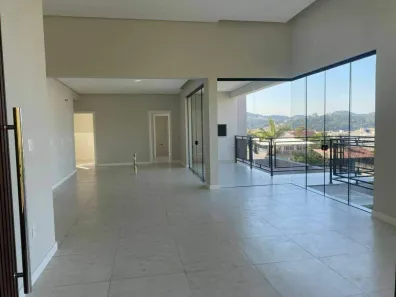 Casa com 3 Quartos à venda, 215m² no Nações, Balneário Camboriú