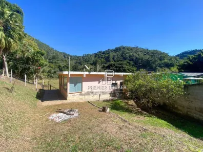 Casa com 2 Quartos à venda, 95m² no Campo Limpo, Teresópolis