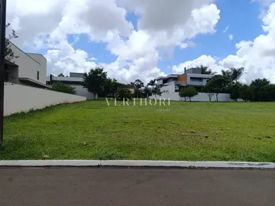 Lote/Terreno à venda, 757m² no Jardim Tarobá, Cambé