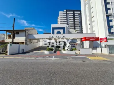 Apartamento com 2 Quartos para alugar, 84m² no Canto, Florianópolis