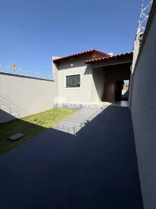 Casa com 3 Quartos à venda, 90m² no Residencial Village Garavelo - 2ª Etapa, Aparecida de Goiânia
