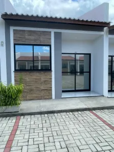 Casa de Condomínio com 3 Quartos para alugar, 59m² no Camurupim, Caucaia