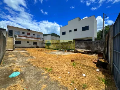 Casa com 2 Quartos à venda, 100m² no Balneário Forest, Caraguatatuba
