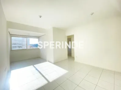 Apartamento com 3 Quartos para alugar, 70m² no Chácara das Pedras, Porto Alegre