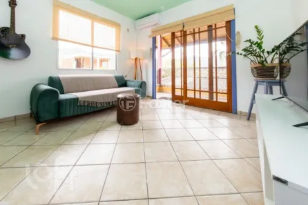 Apartamento com 2 Quartos à venda, 38m² no Pântano do Sul, Florianópolis