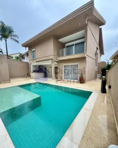 Casa de Condomínio com 4 Quartos para alugar, 425m² no Alphaville, Santana de Parnaíba