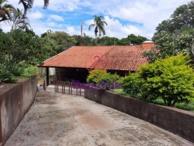 Fazenda/Sítio com 3 Quartos à venda, 2500m² no Chácaras Polozzi, Louveira