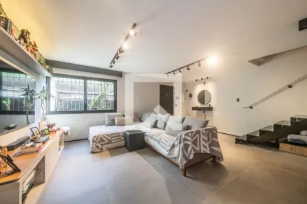 Casa com 3 Quartos à venda, 205m² no Vila Cordeiro, São Paulo