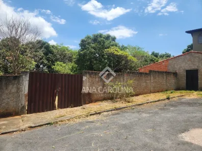 Lote/Terreno à venda, 313m² no Sagrada Família, Montes Claros