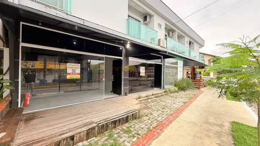 Sala Comercial para alugar, 50m² no Centro, Balneário Barra do Sul