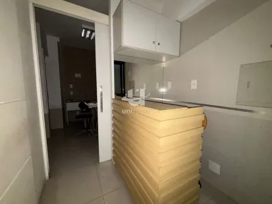 Ponto Comercial para alugar, 52m² no Centro, Juiz de Fora