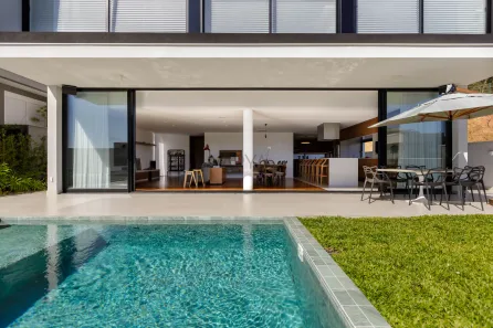 Casa de Condomínio com 4 Quartos à venda, 566m² no Santa Felicidade, Curitiba