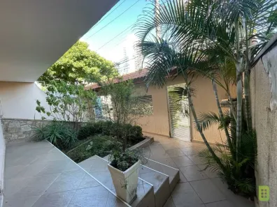 Sobrado com 3 Quartos à venda, 512m² no Vila Gilda, Santo André