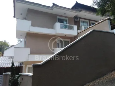 Casa de Condomínio com 3 Quartos à venda, 255m² no Jacarepaguá, Rio de Janeiro